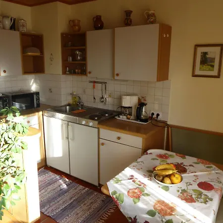 Apartment Gaestezimmer Weiss Maria Taferl