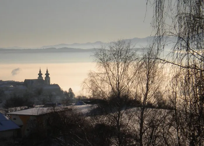 Gaestezimmer Weiss *